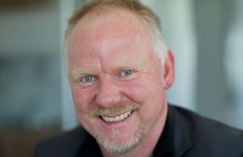 Portrait des Geschäftsführers Swen Dolge